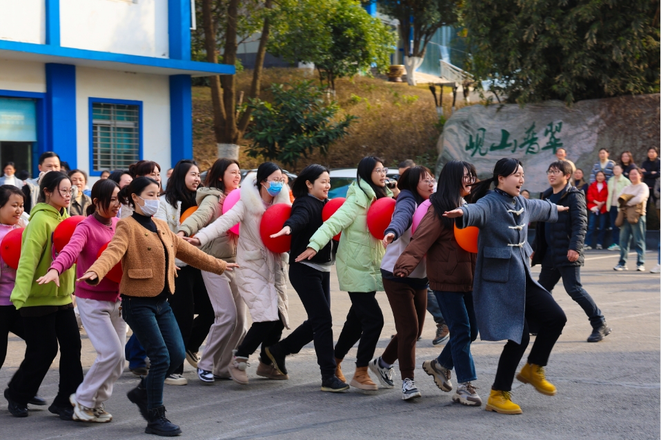 三八節(jié)，婦女們節(jié)日快樂